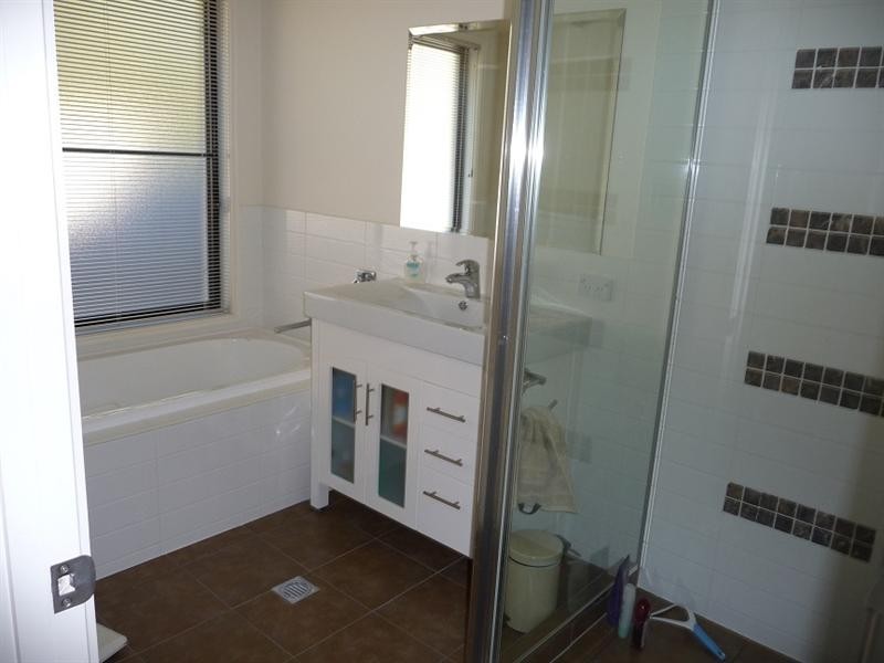 5 Fatima Place, Calamvale QLD 4116