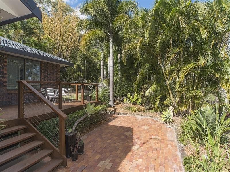3 Woodside Place, Helensvale QLD 4212