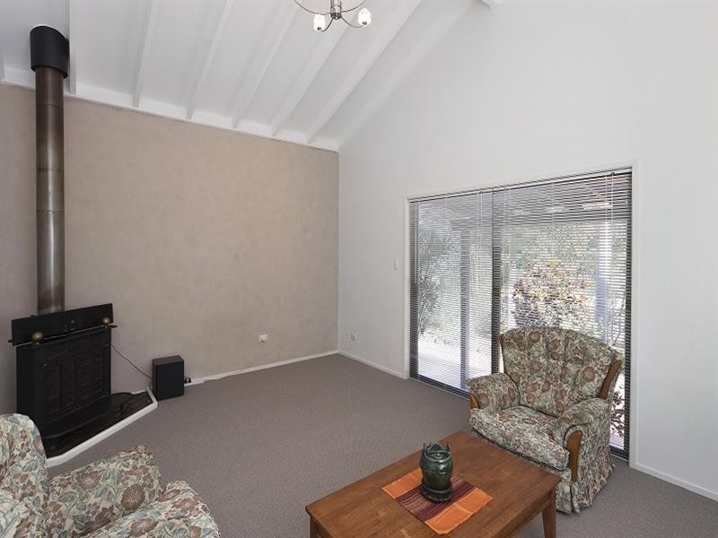 3 Woodside Place, Helensvale QLD 4212