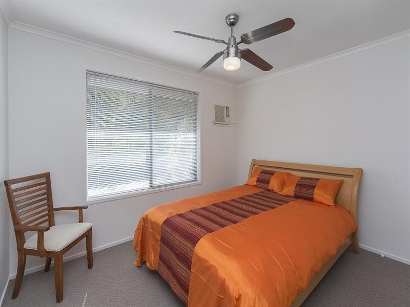 3 Woodside Place, Helensvale QLD 4212