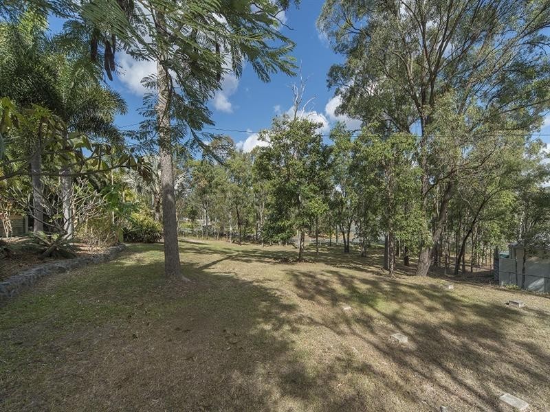 3 Woodside Place, Helensvale QLD 4212