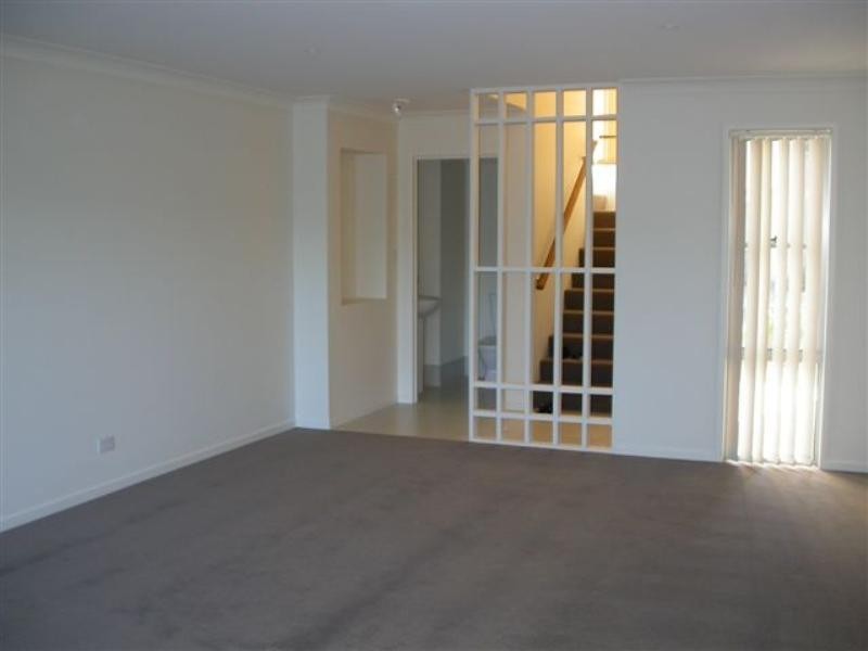 Pacific Pines QLD 4211