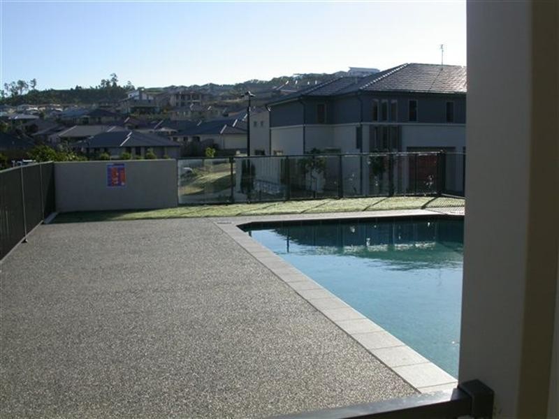 Pacific Pines QLD 4211