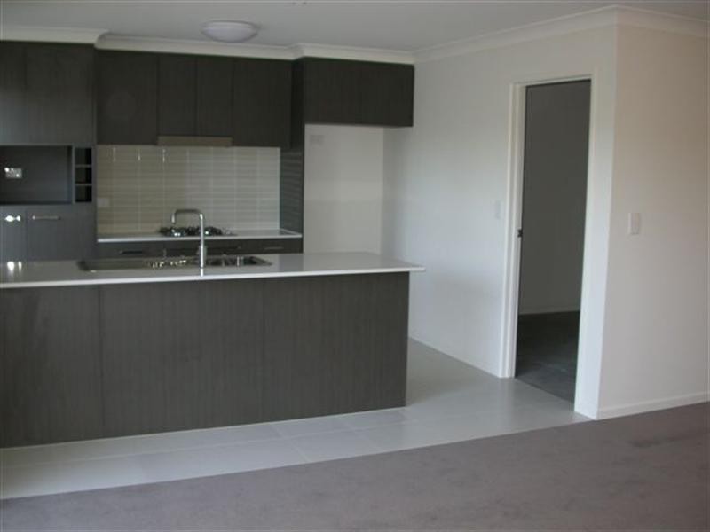 Pacific Pines QLD 4211