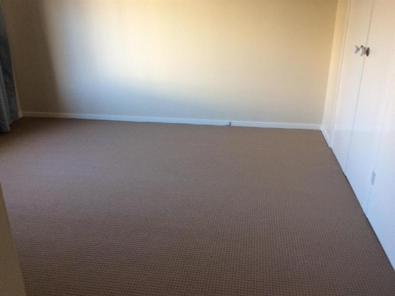 27 Vaggelas Crescent, Biggera Waters QLD 4216