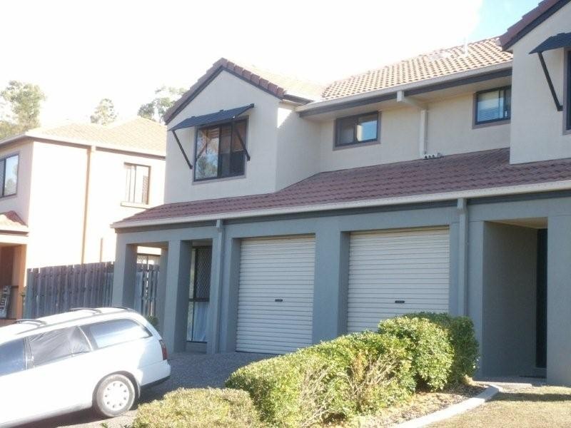 11/13 Hervery Street, Pacific Pines QLD 4211