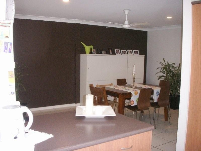 11/13 Hervery Street, Pacific Pines QLD 4211