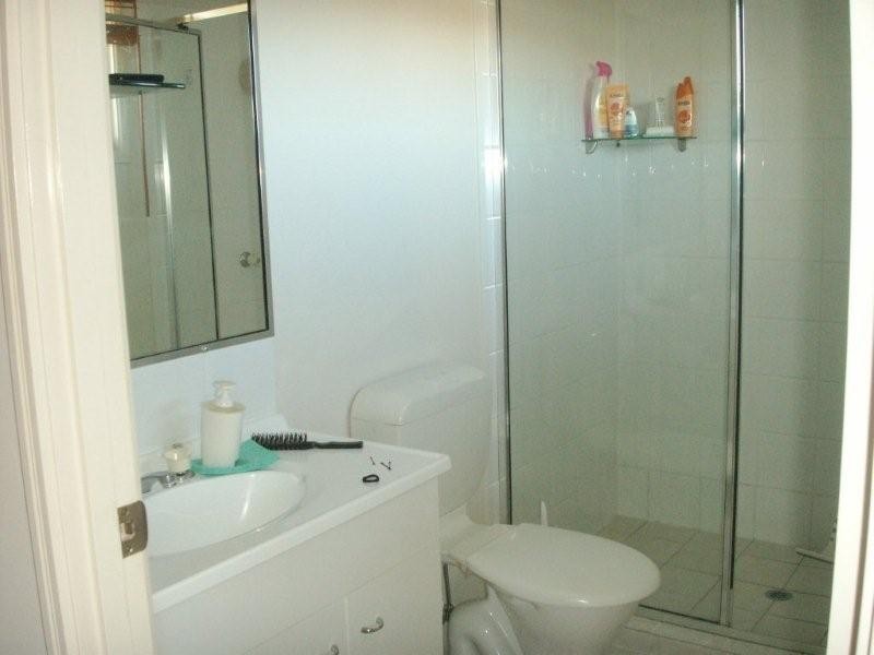11/13 Hervery Street, Pacific Pines QLD 4211