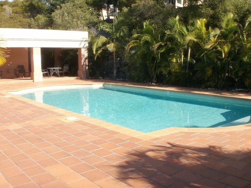 11/13 Hervery Street, Pacific Pines QLD 4211