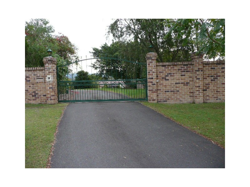 12 Hannaford Place, Helensvale QLD 4212
