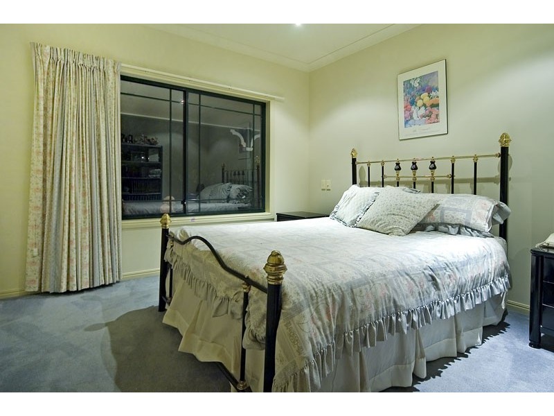 12 Hannaford Place, Helensvale QLD 4212