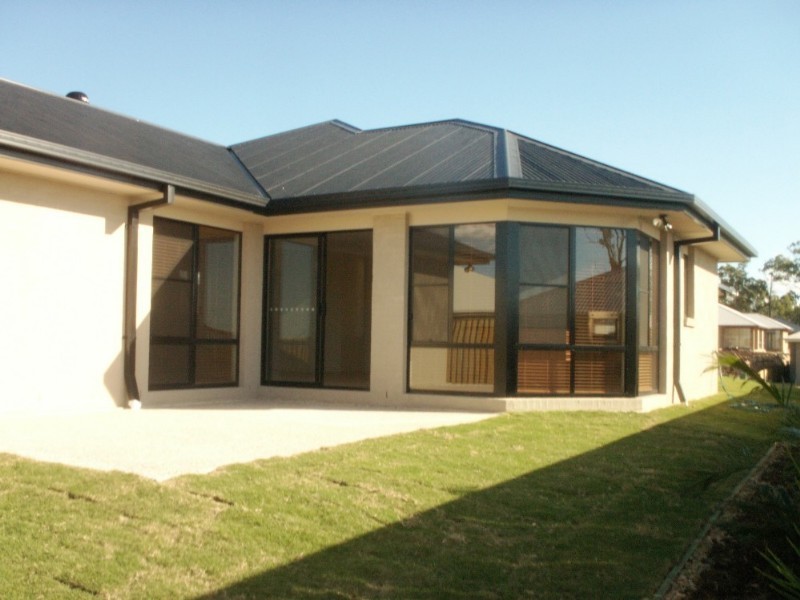 10 Penneshaw Crescent, Ormeau QLD 4208