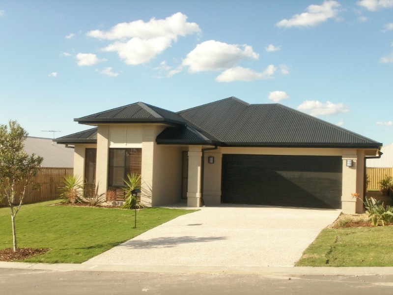 10 Penneshaw Crescent, Ormeau QLD 4208