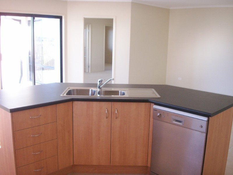 10 Penneshaw Crescent, Ormeau QLD 4208