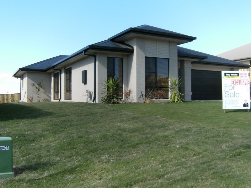 10 Penneshaw Crescent, Ormeau QLD 4208
