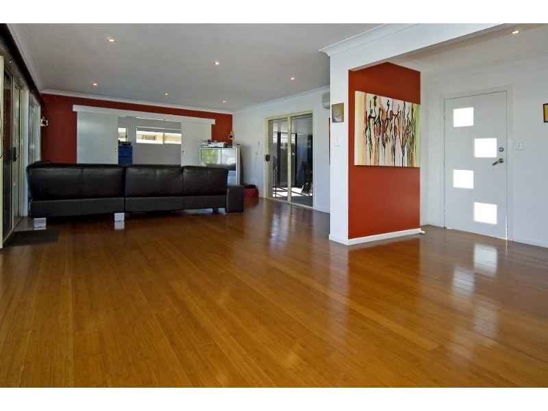 10 Drysdale Place, Paradise Point QLD 4216