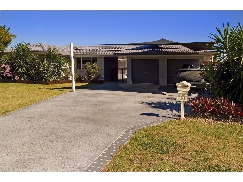 10 Drysdale Place, Paradise Point QLD 4216