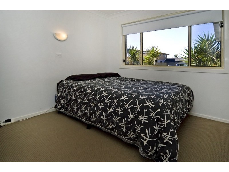 10 Drysdale Place, Paradise Point QLD 4216