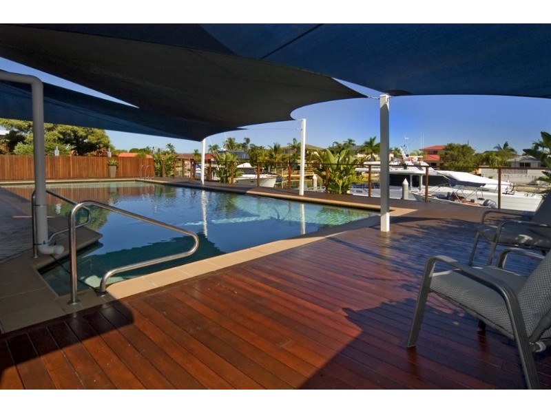 10 Drysdale Place, Paradise Point QLD 4216