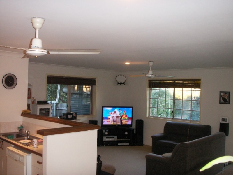 26 Allied Drive, Arundel QLD 4214