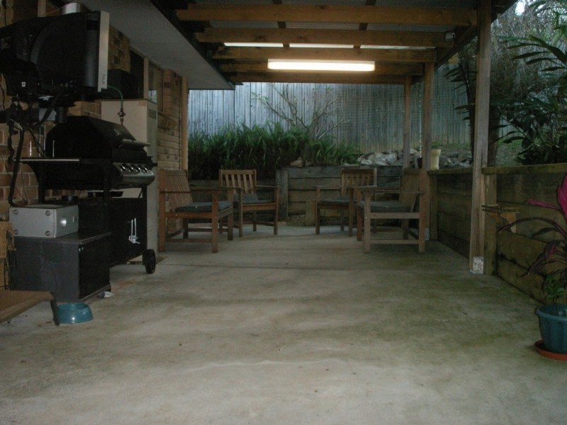 26 Allied Drive, Arundel QLD 4214