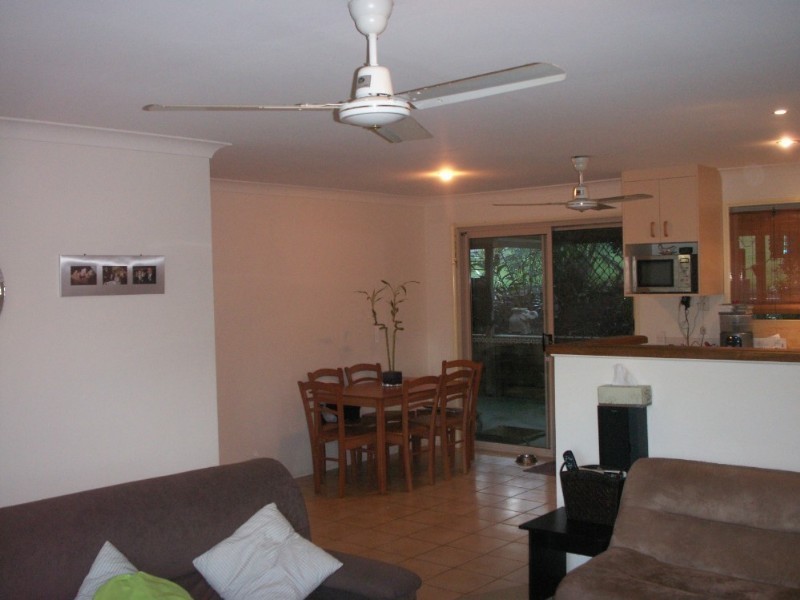 26 Allied Drive, Arundel QLD 4214