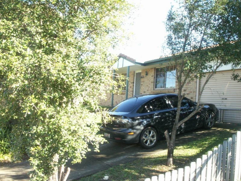 26 Allied Drive, Arundel QLD 4214