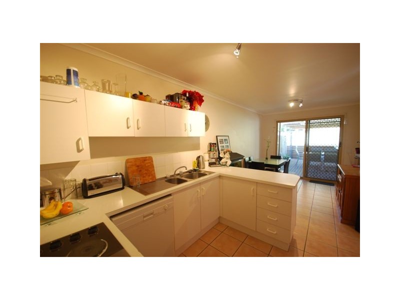 1/18 Artists Avenue, Oxenford QLD 4210