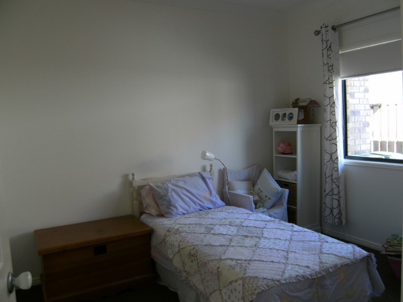 48 Lawley Crescent, Pacific Pines QLD 4211