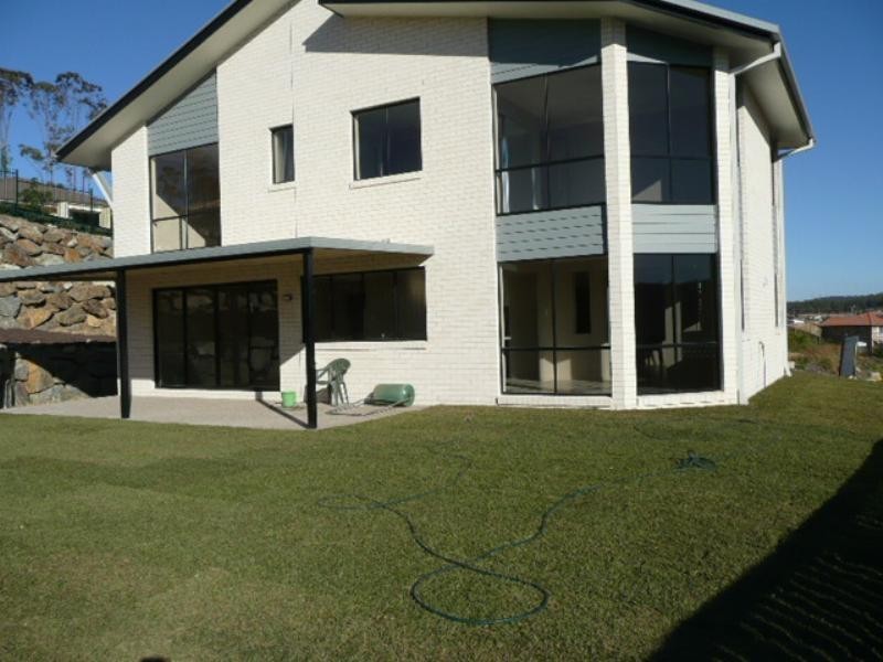 Pacific Pines QLD 4211