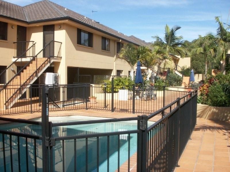 8/8 Tonga Place, Parkwood QLD 4214