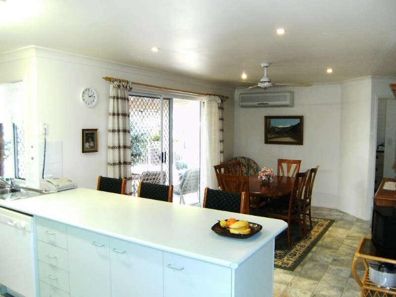 12 Balranald Court, Helensvale QLD 4212