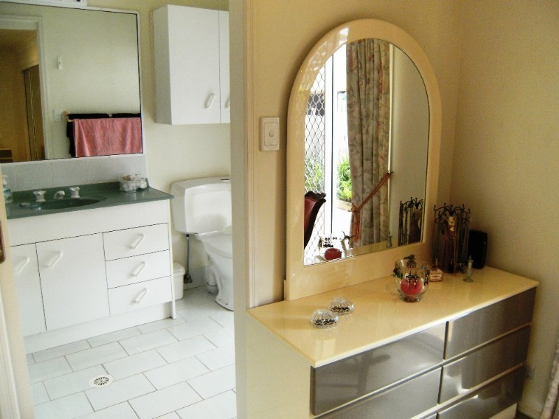 12 Balranald Court, Helensvale QLD 4212