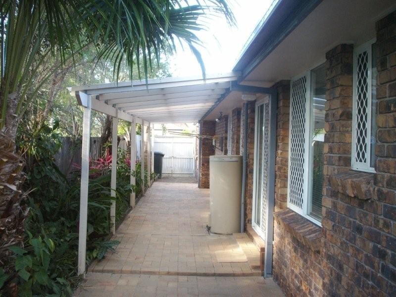 12 Balranald Court, Helensvale QLD 4212