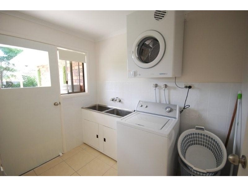 3 Wilmot Place, Helensvale QLD 4212