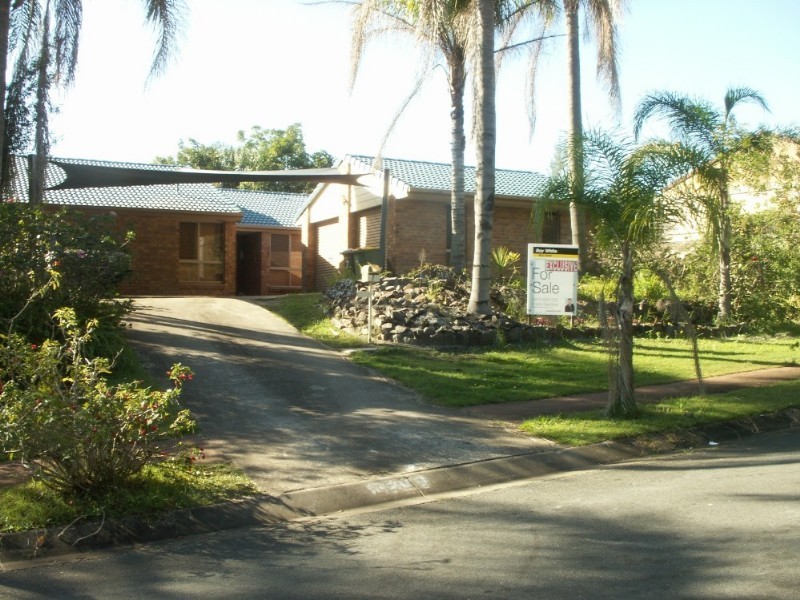 7 Universal Street, Oxenford QLD 4210