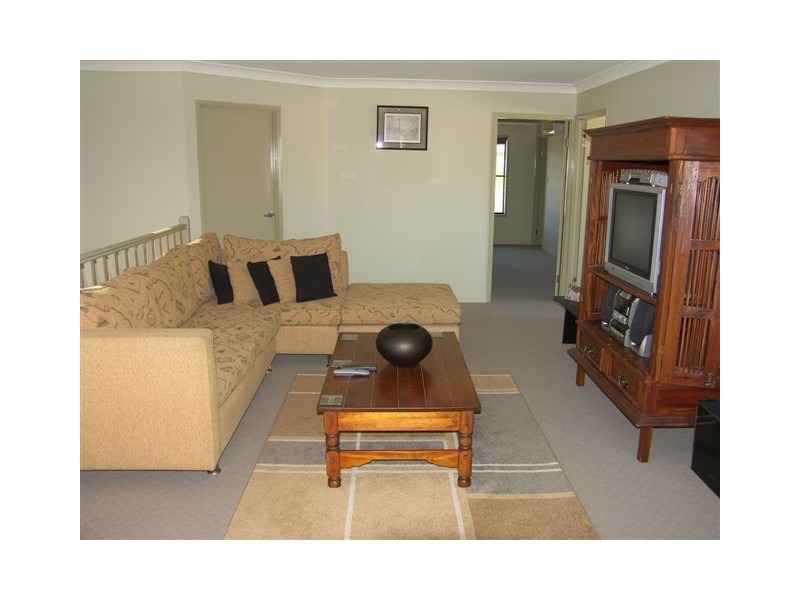 Pacific Pines QLD 4211