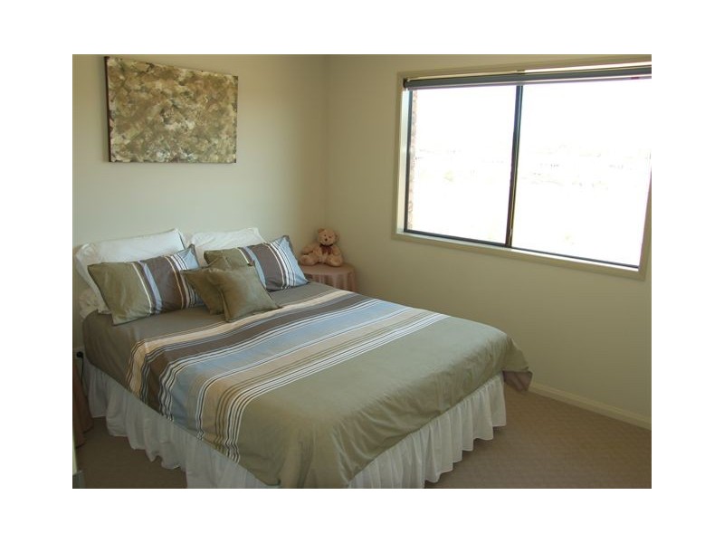 Pacific Pines QLD 4211