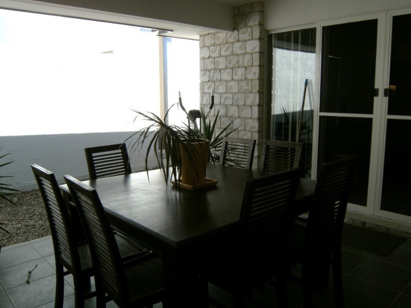 14 Wings Road, Upper Coomera QLD 4209