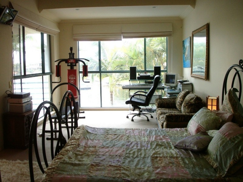 Runaway Bay QLD 4216