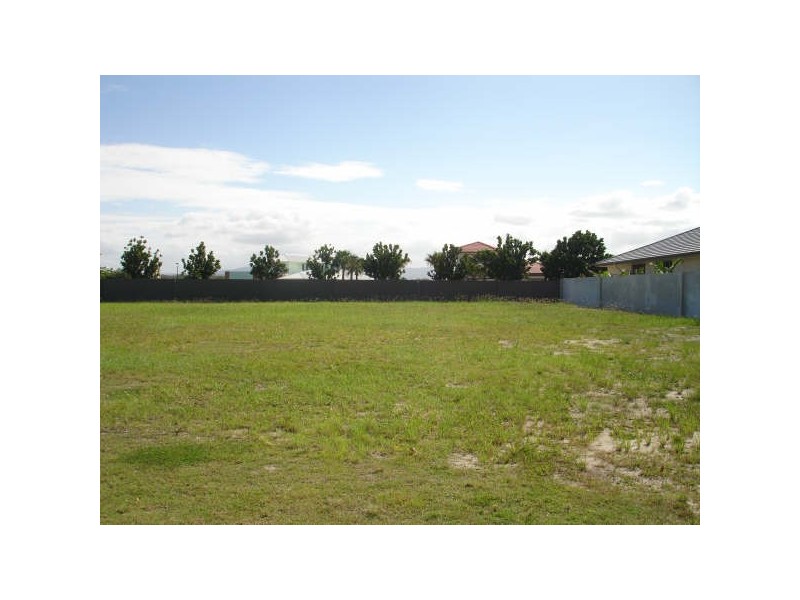 3 Edgewater Place, Helensvale QLD 4212