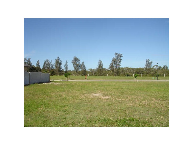 3 Edgewater Place, Helensvale QLD 4212