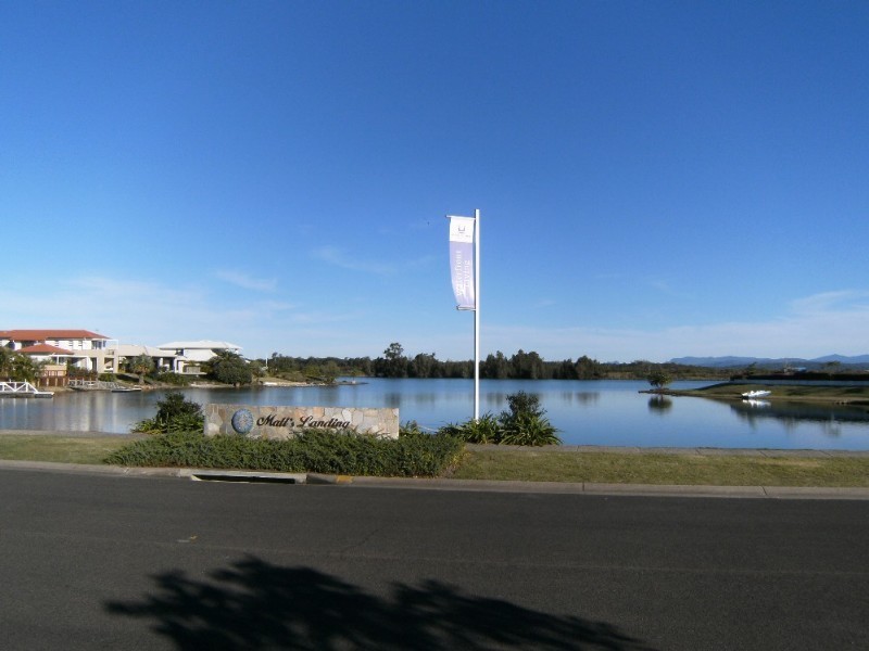 3 Edgewater Place, Helensvale QLD 4212