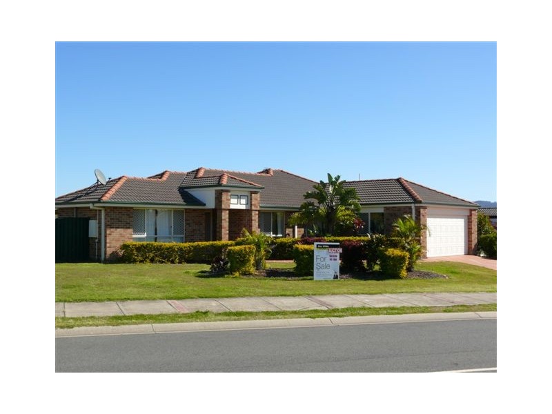 35 Palmerston Drive, Oxenford QLD 4210