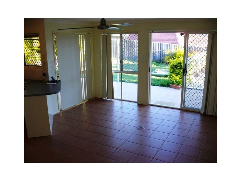 35 Palmerston Drive, Oxenford QLD 4210