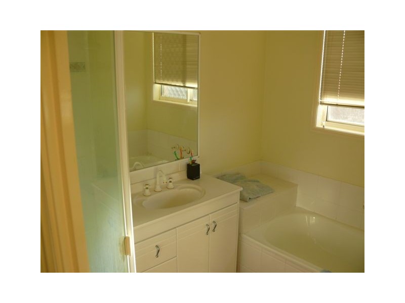 35 Palmerston Drive, Oxenford QLD 4210