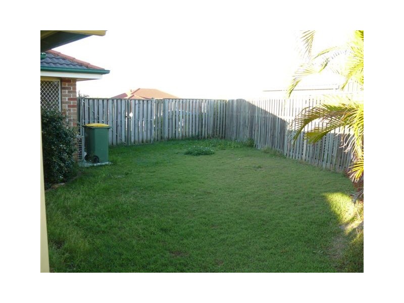 35 Palmerston Drive, Oxenford QLD 4210