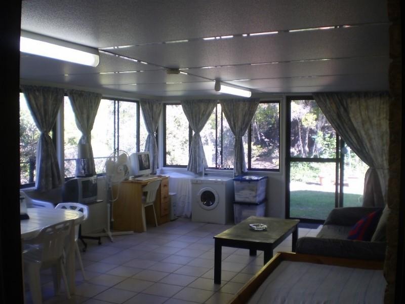 10 Western Way, Oxenford QLD 4210