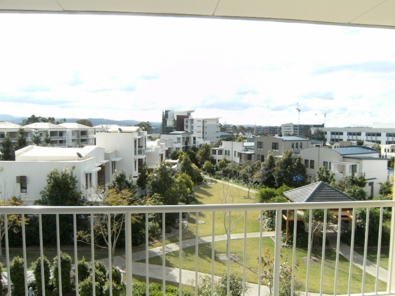 10/1 Arbour Avenue, Robina QLD 4226