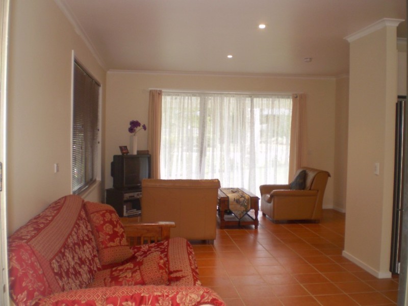 4 Preston Place, Helensvale QLD 4212